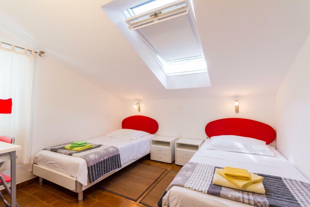 Apartments Viva Korčula Екстериор снимка