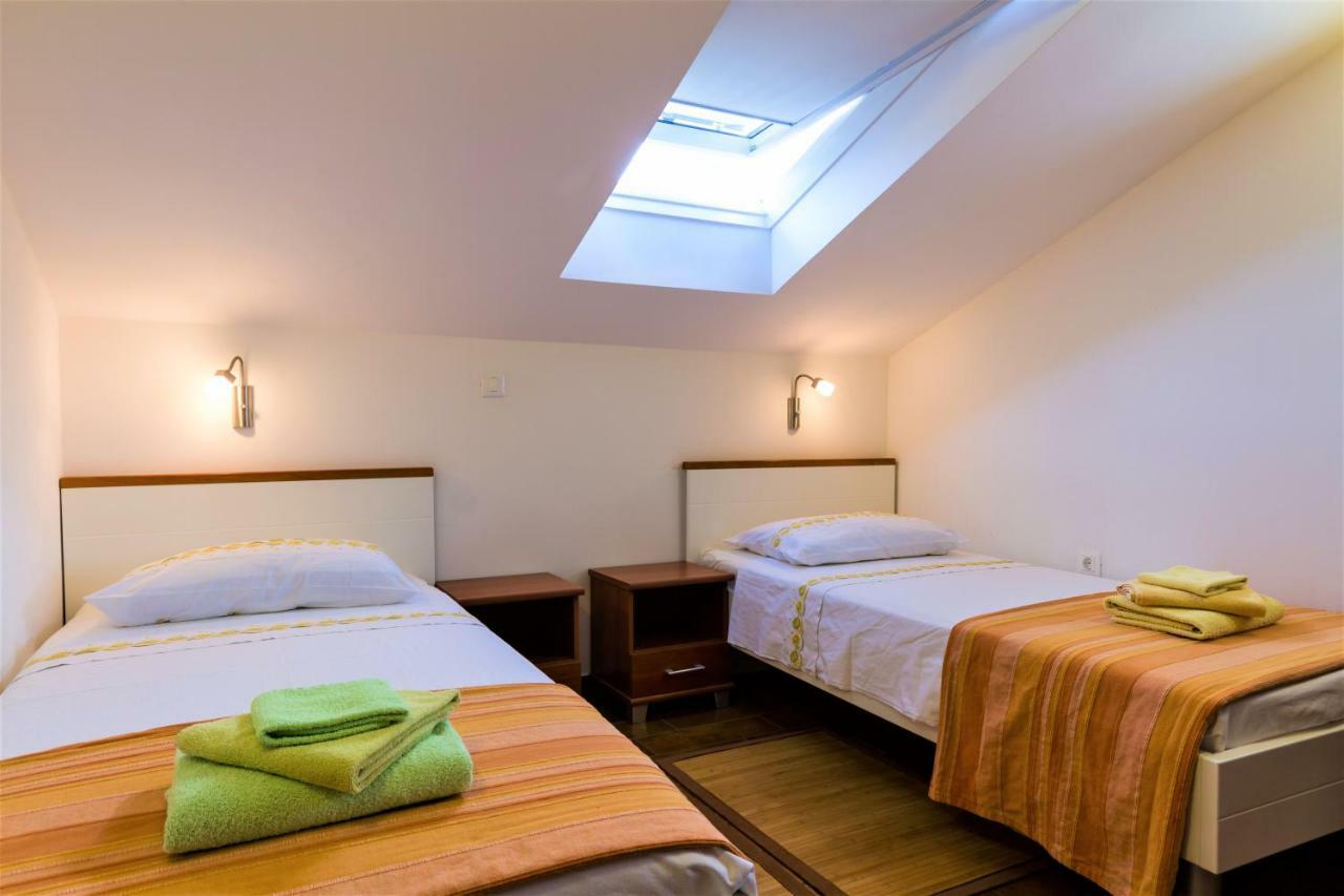Apartments Viva Korčula Екстериор снимка
